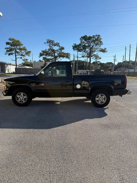 1993 Chevrolet C/K 4th Gen - Image 2 of 18