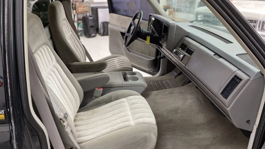 1993 Chevrolet Silverado - Image 8 of 14