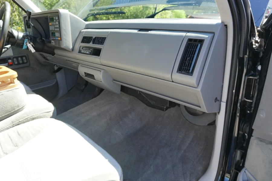 1993 Chevrolet Silverado - Image 7 of 31