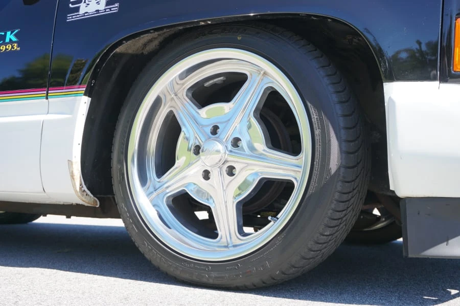 1993 Chevrolet Silverado - Image 18 of 31