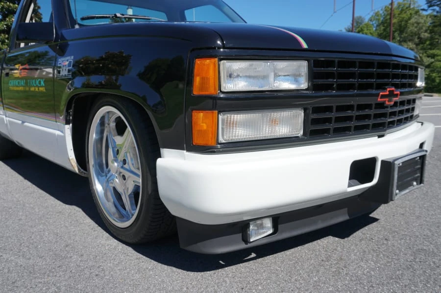 1993 Chevrolet Silverado - Image 26 of 31