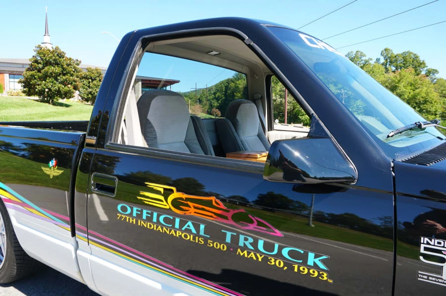1993 Chevrolet Silverado - Image 28 of 31