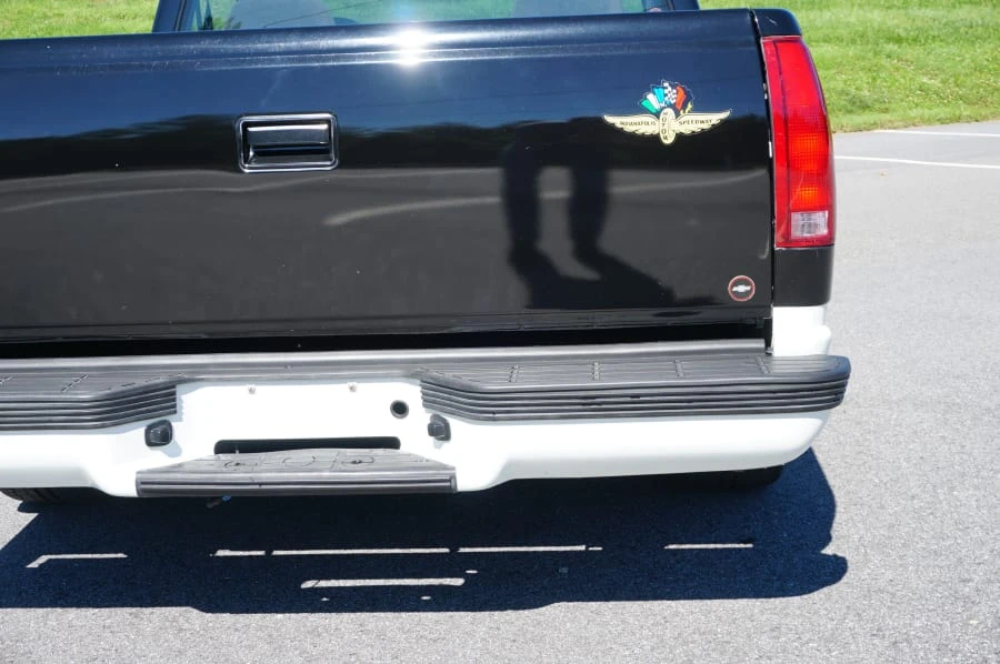 1993 Chevrolet Silverado - Image 30 of 31