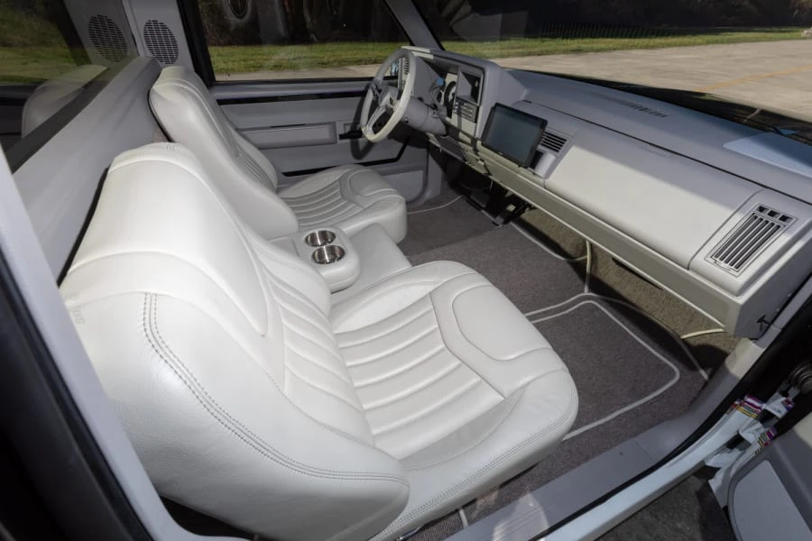 1993 Chevrolet C/K 4th Gen - Image 30 of 31