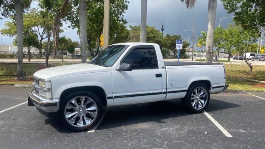 1993 Chevrolet C/K 4th Gen - Image 11 of 15