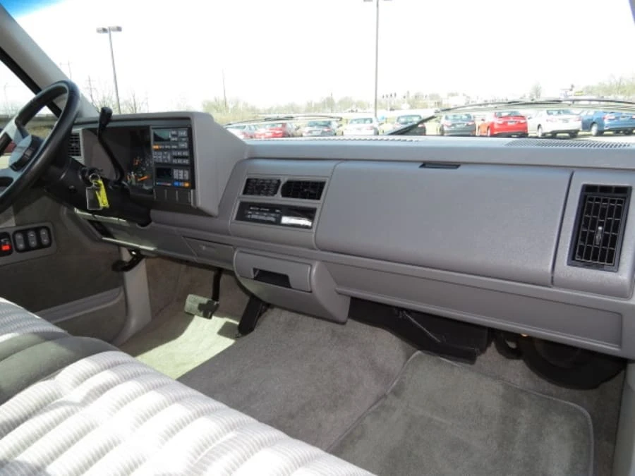 1993 Chevrolet C/K 4th Gen - Image 4 of 10