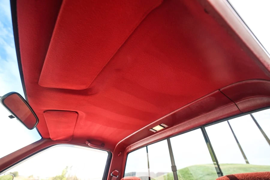 1993 Chevrolet Silverado - Image 22 of 31