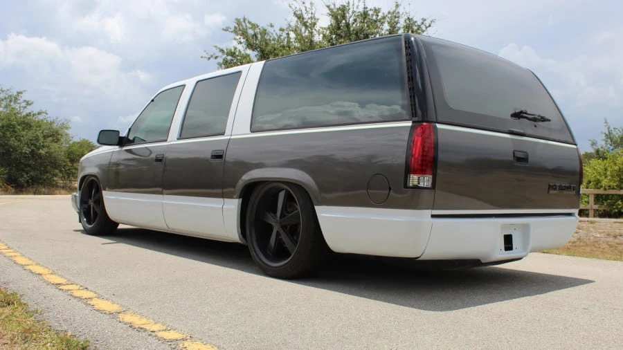 1993 Chevrolet Suburban 8th Gen - Image 3 of 15