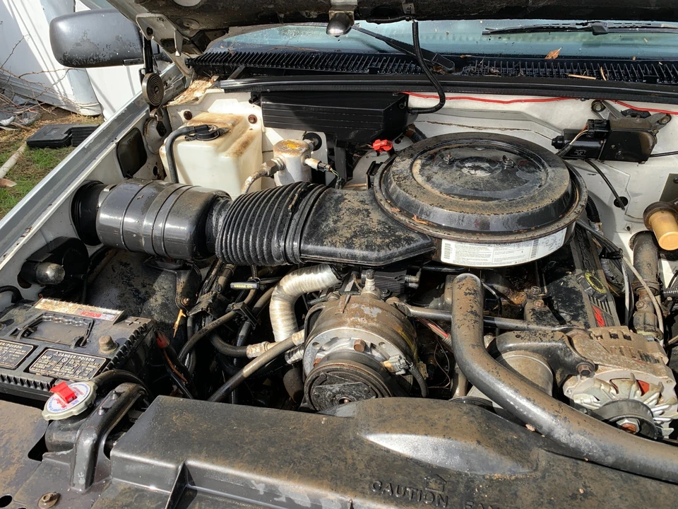 1993 Chevrolet Suburban 7th Gen - Image 3 of 20