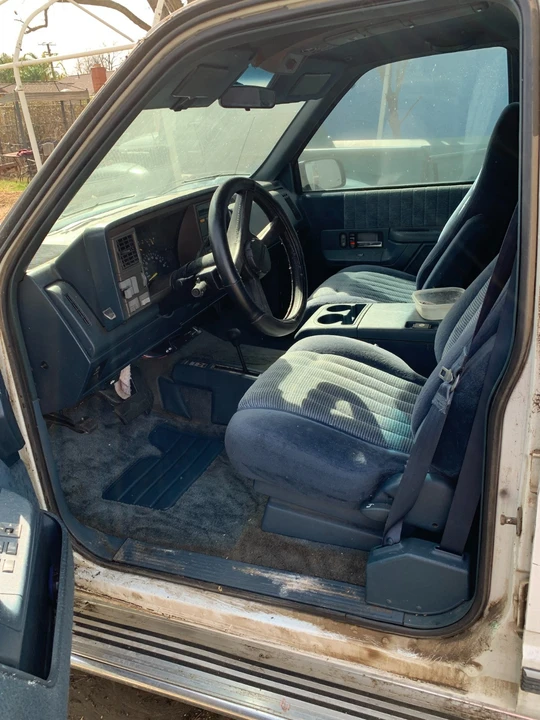 1993 Chevrolet Suburban 7th Gen - Image 8 of 20