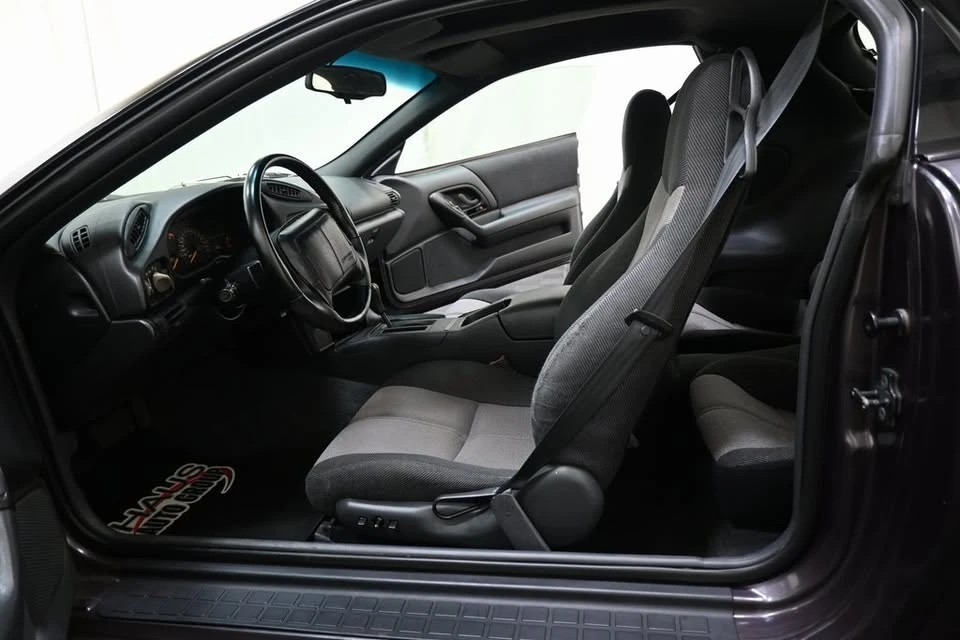 1993 Chevrolet Camaro 4th Gen - Image 6 of 19