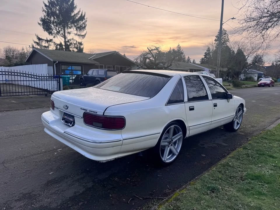 1993 Chevrolet Caprice - Image 3 of 10