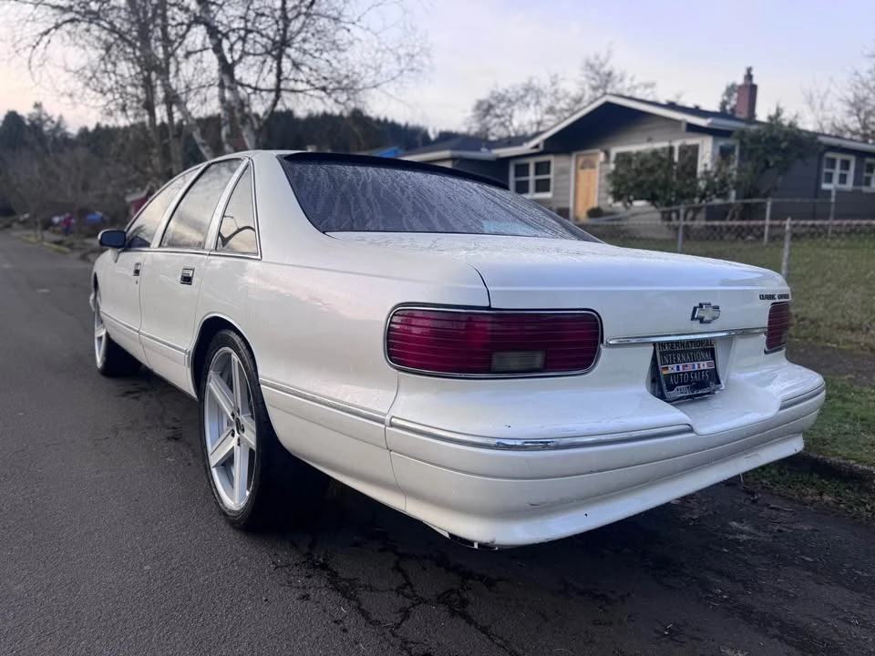1993 Chevrolet Caprice - Image 4 of 10