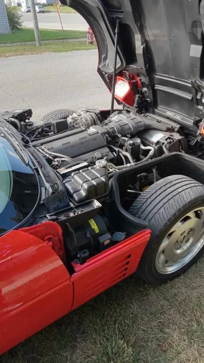 1993 Chevrolet Corvette C4 - Image 8 of 12
