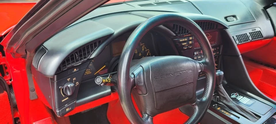 1993 Chevrolet Corvette C4 - Image 6 of 10