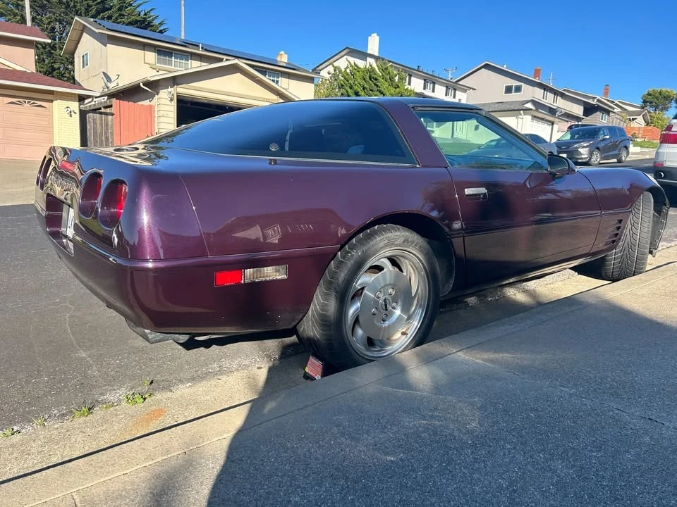 1993 Chevrolet Corvette C4 - Image 3 of 20