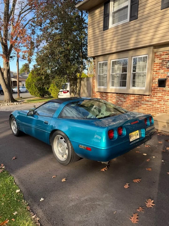 1993 Chevrolet Corvette C4 - Image 2 of 13