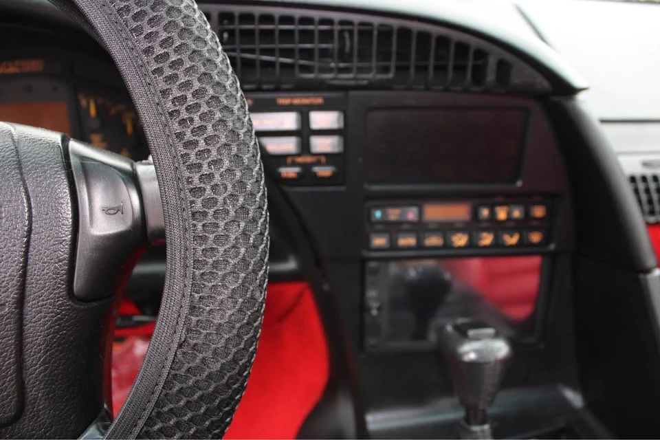 1993 Chevrolet Corvette C4 - Image 11 of 20