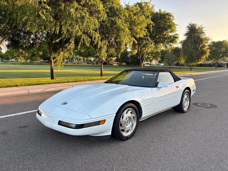 1993 Chevrolet Corvette C4 - Image 1 of 10