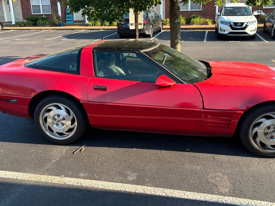 1993 Chevrolet Corvette C4 - Image 4 of 13