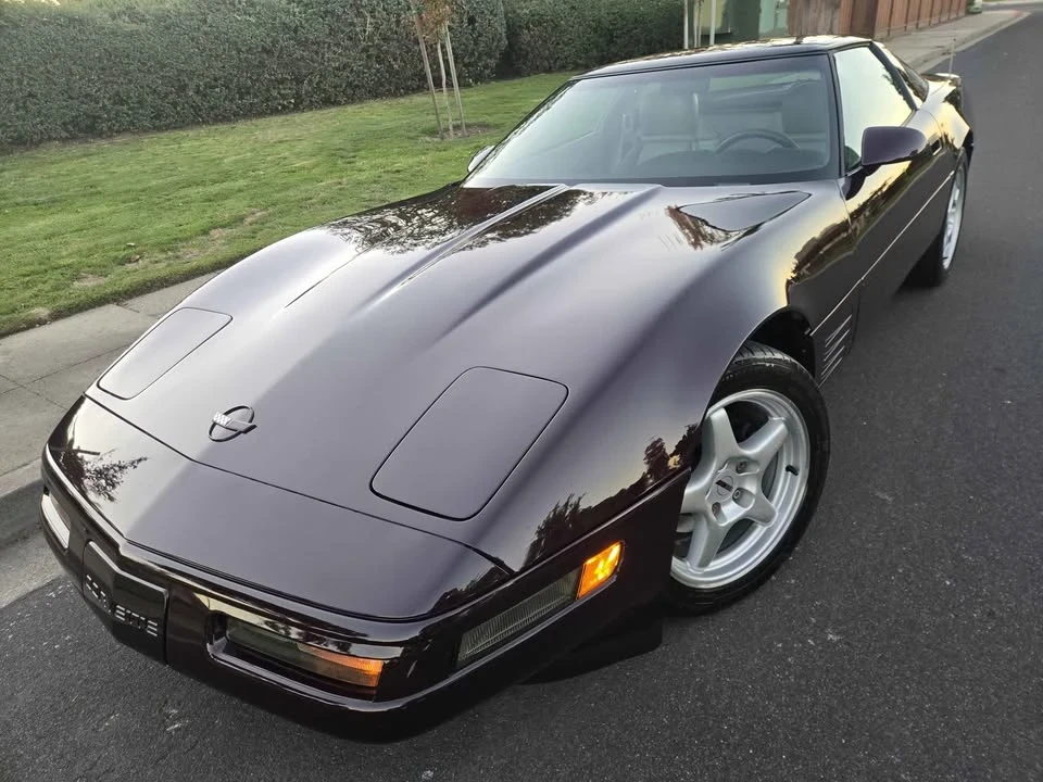 1993 Chevrolet Corvette C4 - Image 1 of 18