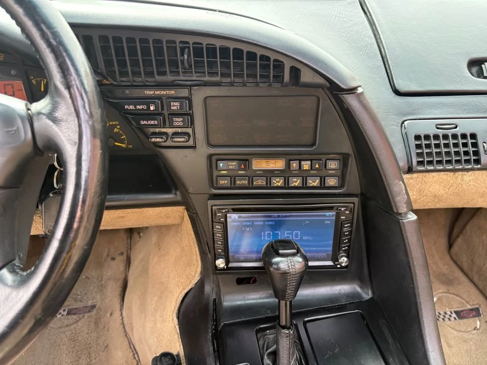 1993 Chevrolet Corvette C4 - Image 8 of 10