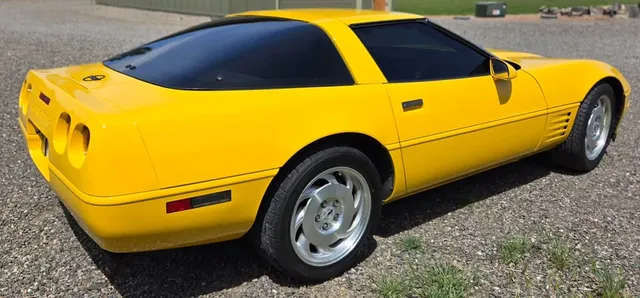 1993 Chevrolet Corvette C4 - Image 2 of 13