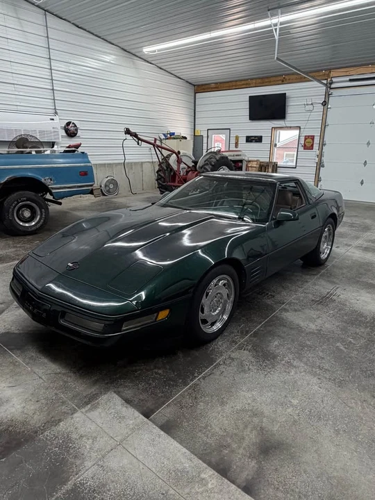 1993 Chevrolet Corvette C4 - Image 2 of 11