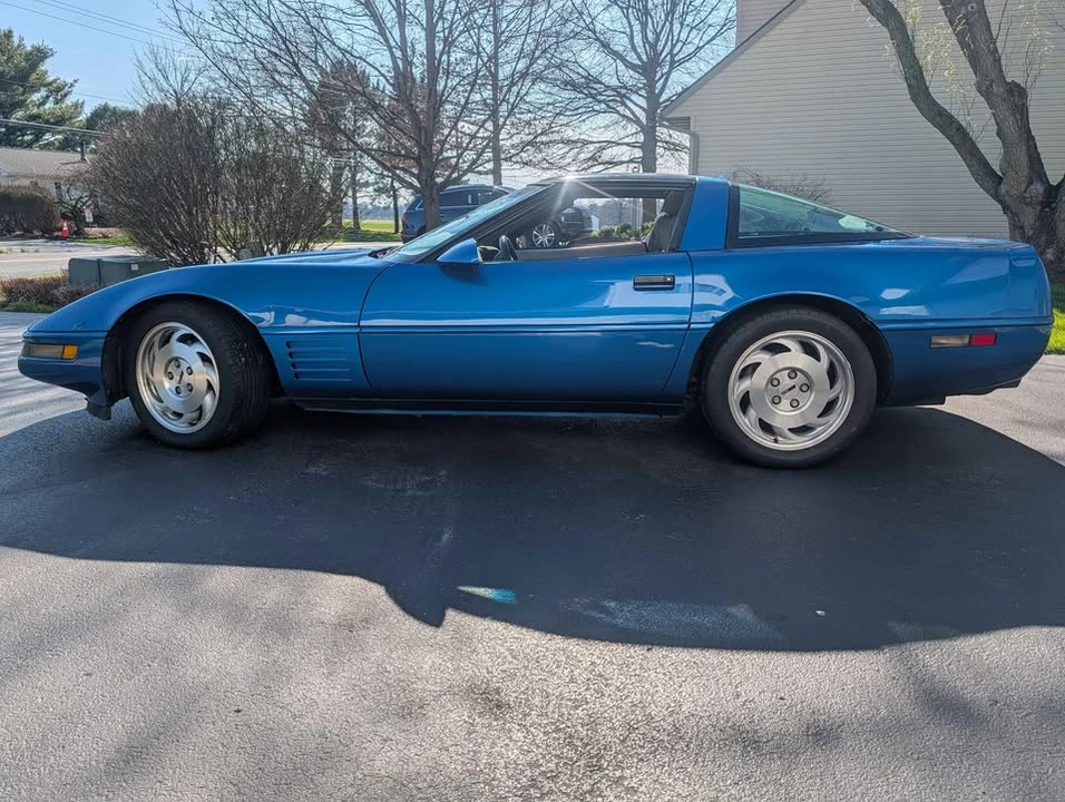 1993 Chevrolet Corvette C4 - Image 3 of 8
