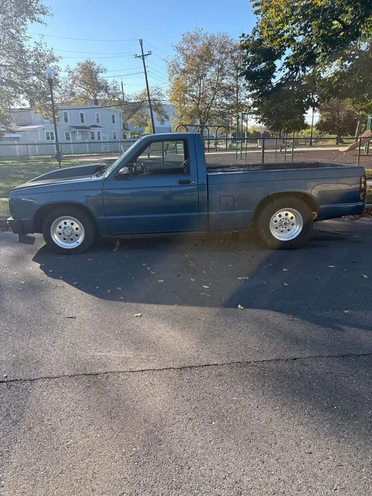 1993 Chevrolet S-10 - Image 2 of 5