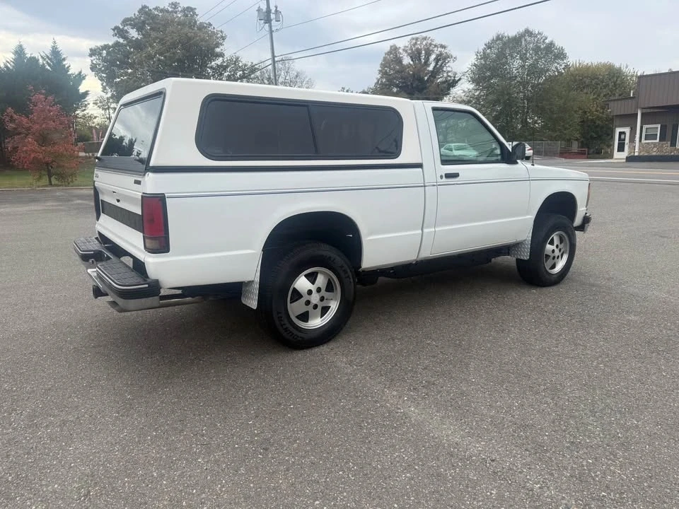 1993 Chevrolet S-10 - Image 4 of 13