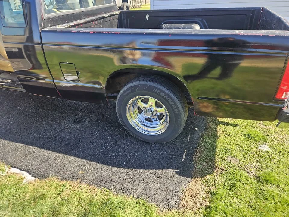 1993 Chevrolet S-10 - Image 5 of 12