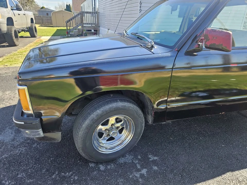 1993 Chevrolet S-10 - Image 3 of 12