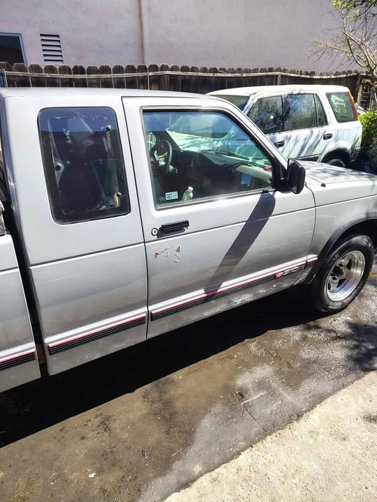 1993 Chevrolet S-10 - Image 3 of 16