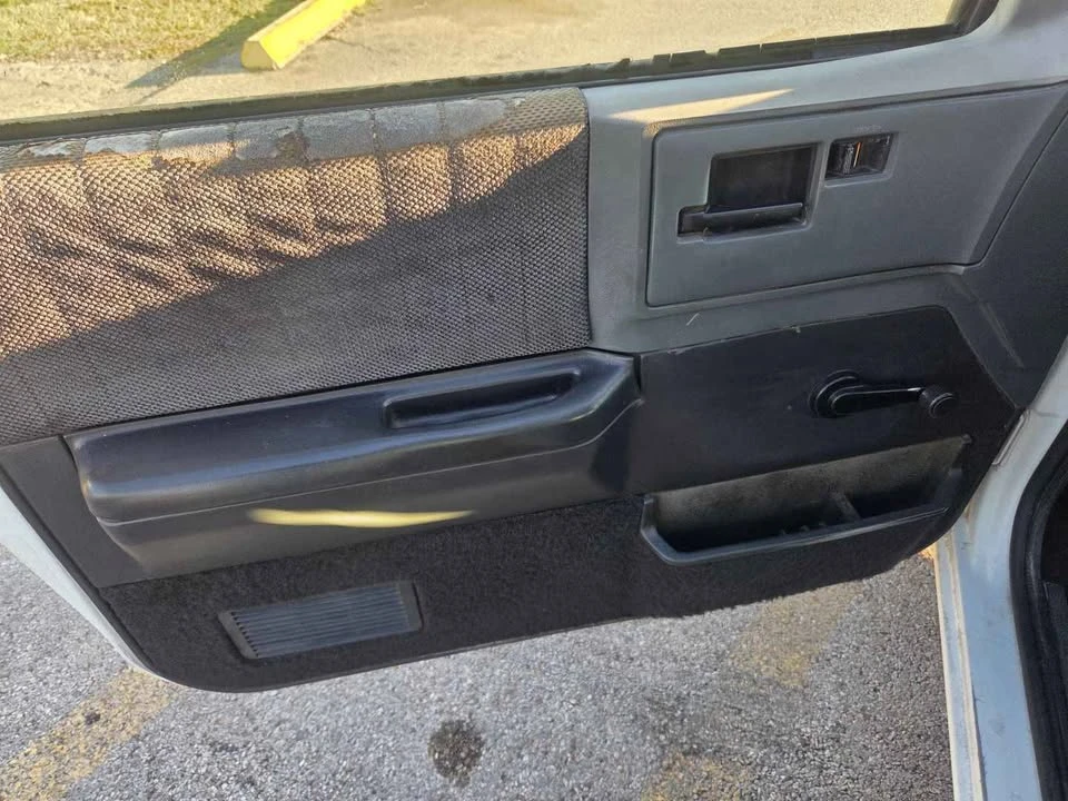 1993 Chevrolet S-10 - Image 9 of 10