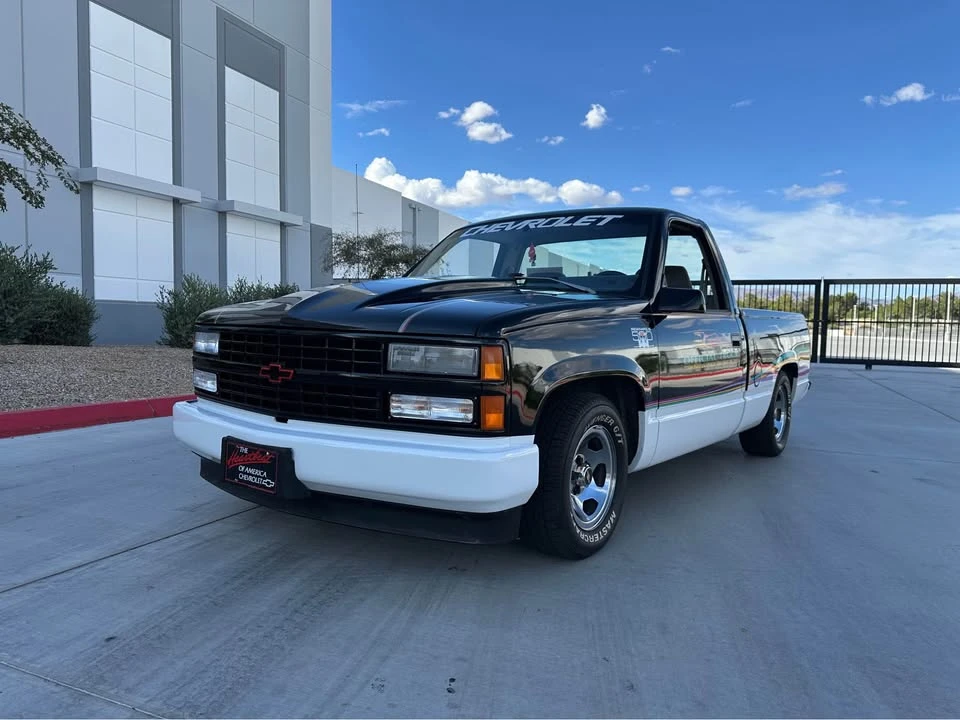 1993 Chevrolet C/K 4th Gen - Image 3 of 17