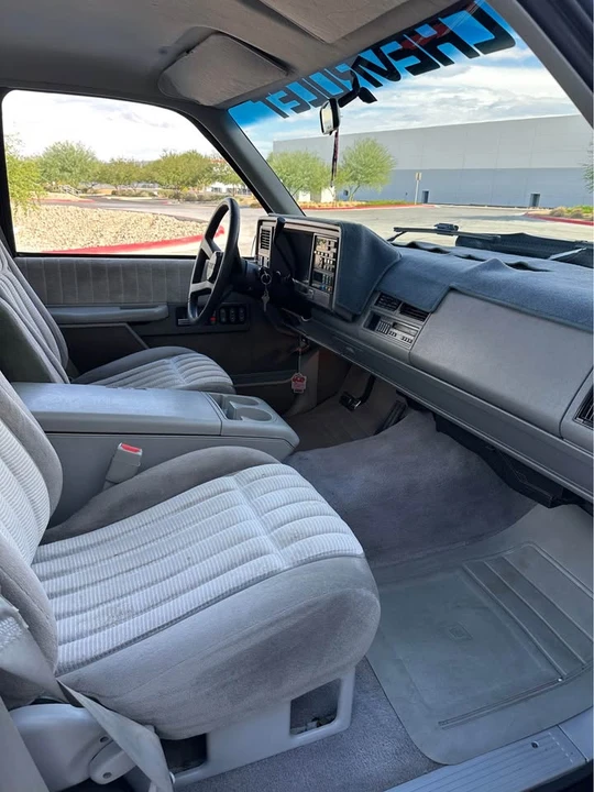 1993 Chevrolet C/K 4th Gen - Image 10 of 17