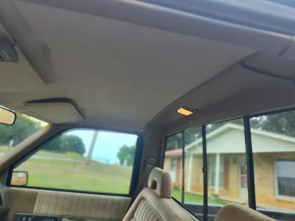 1993 Chevrolet Silverado - Image 9 of 10