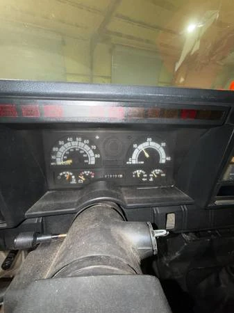 1993 Chevrolet Kodiak - Image 2 of 18