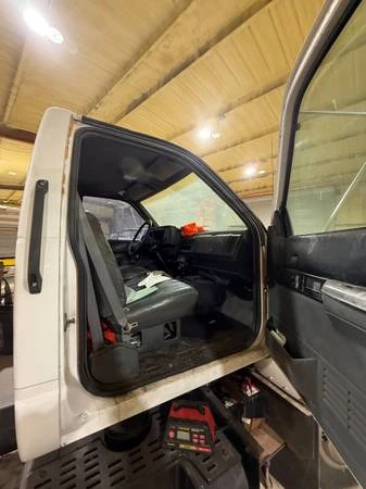 1993 Chevrolet Kodiak - Image 13 of 18