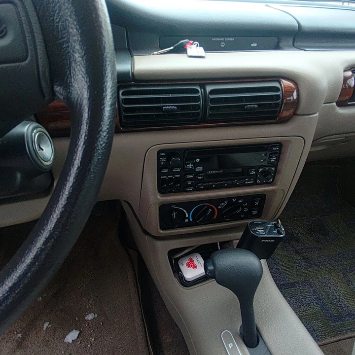 1993 Chrysler Concorde - Image 12 of 14