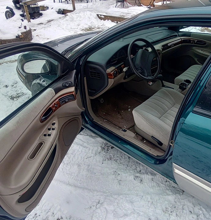 1993 Chrysler Concorde - Image 5 of 14