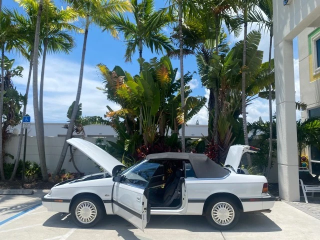 1993 Chrysler LeBaron - Image 9 of 22