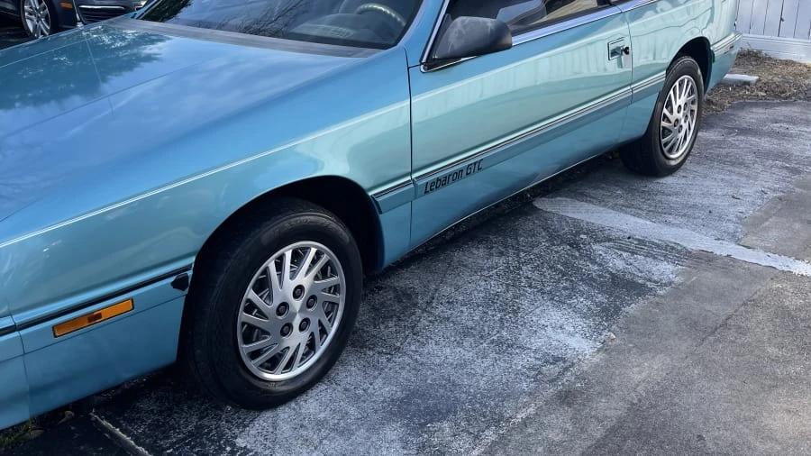 1993 Chrysler LeBaron - Image 9 of 15