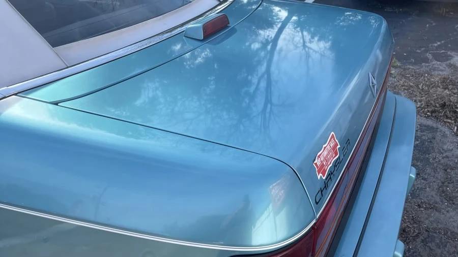 1993 Chrysler LeBaron - Image 10 of 15