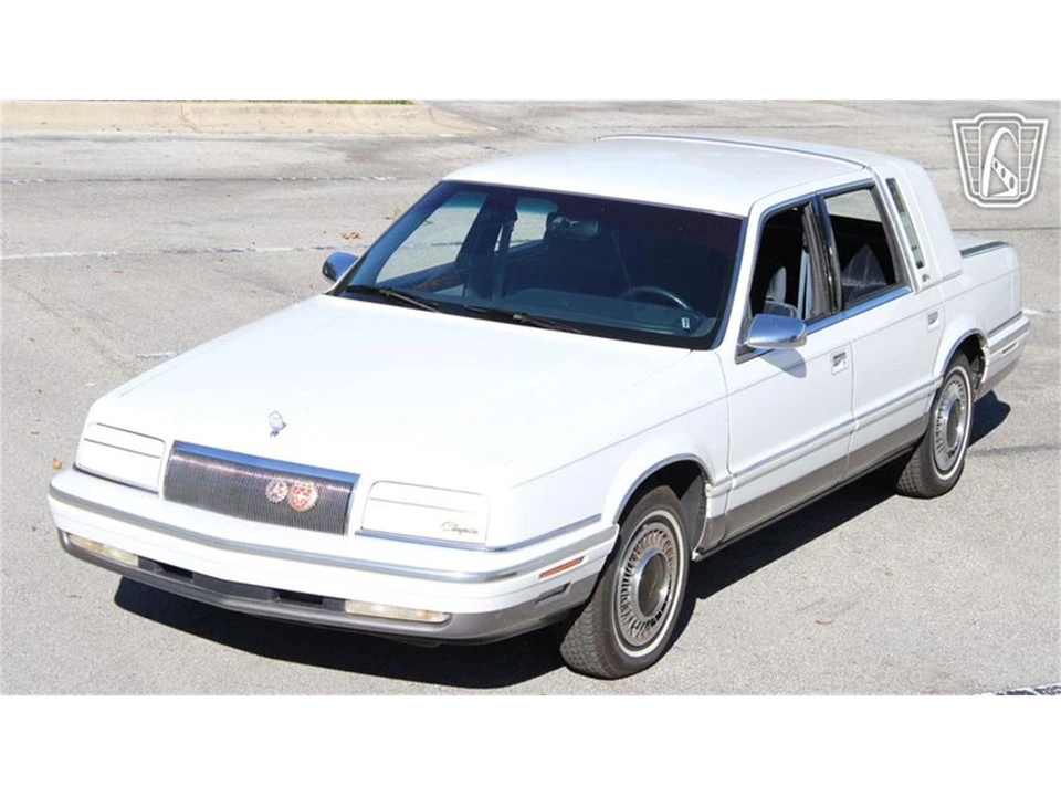 1993 Chrysler New Yorker - Image 4 of 31