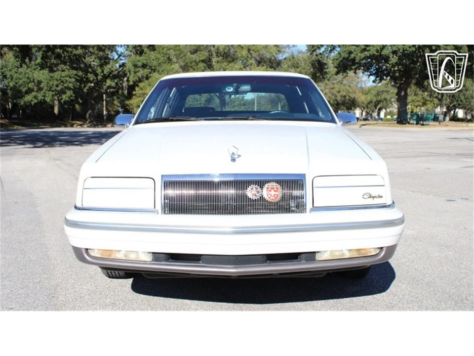 1993 Chrysler New Yorker - Image 15 of 31