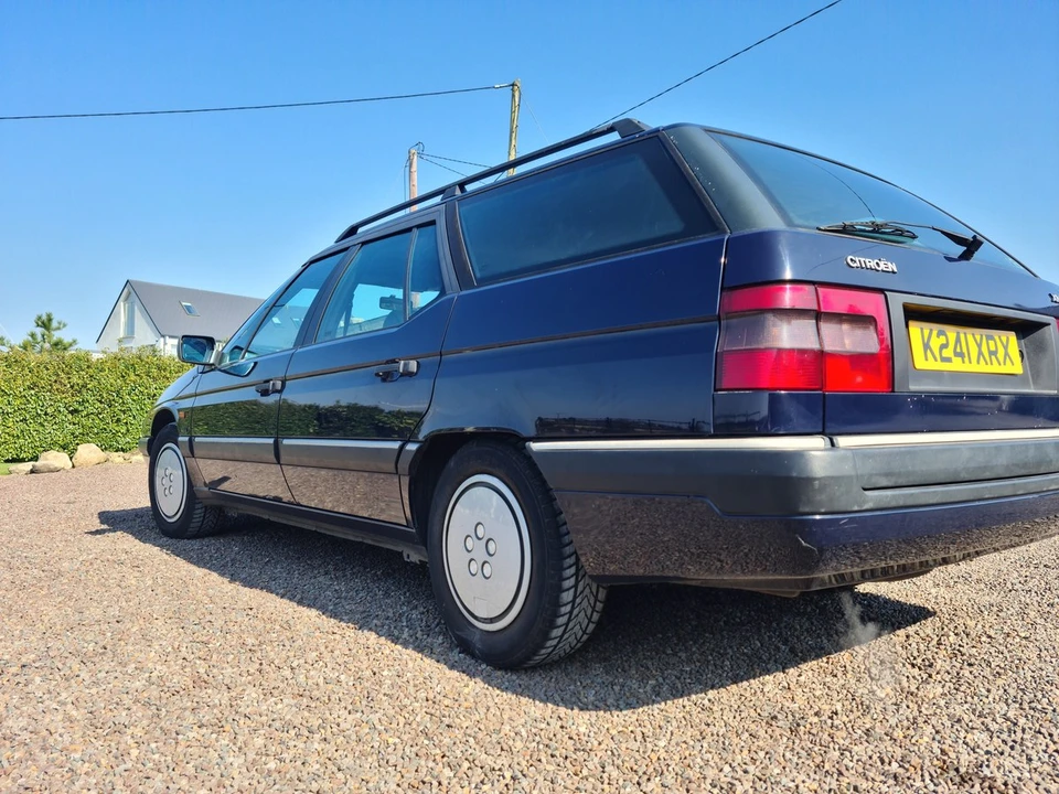 1993 Citroen XM - Image 9 of 30