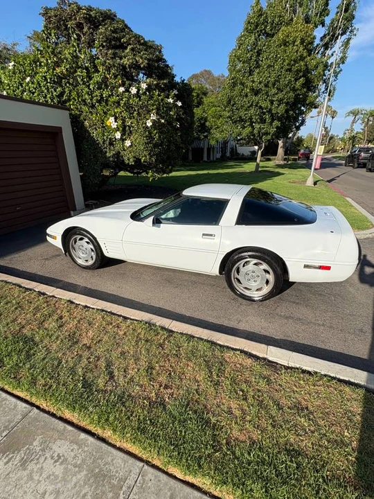 1993 Chevrolet Corvette C4 - Image 2 of 3
