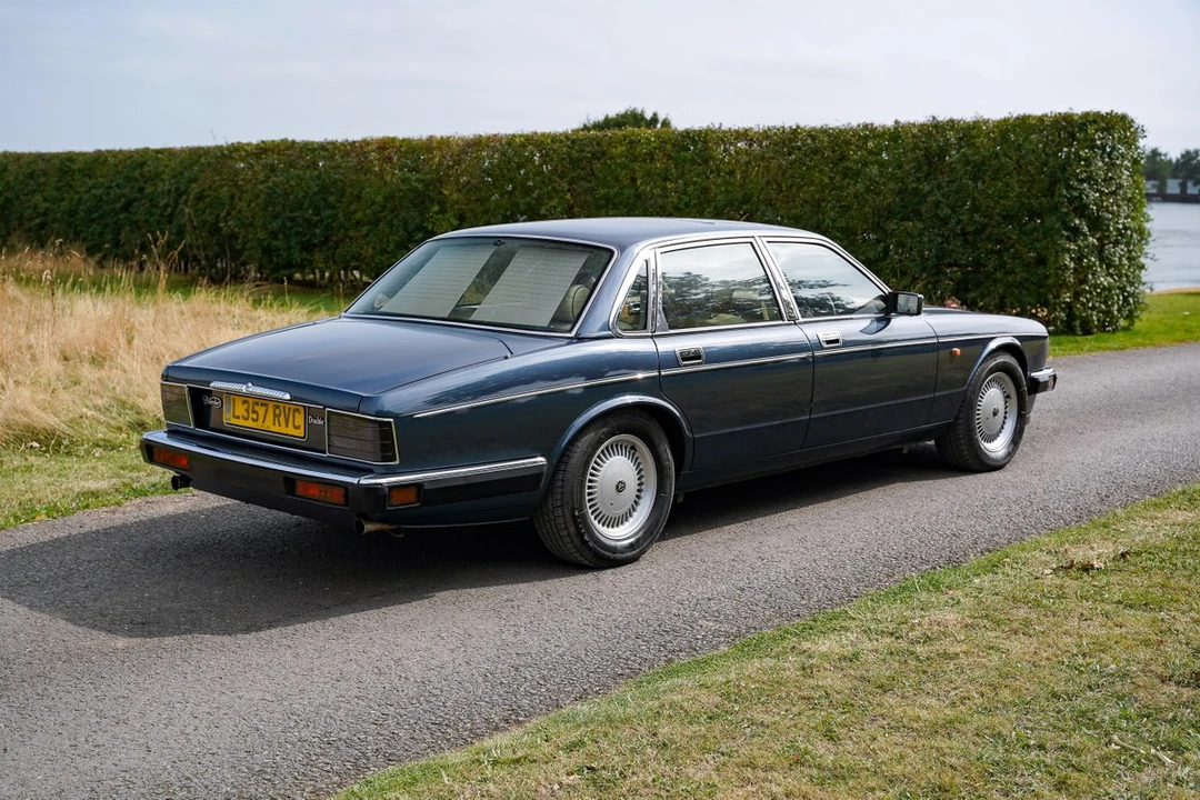 1993 Daimler - Image 18 of 30